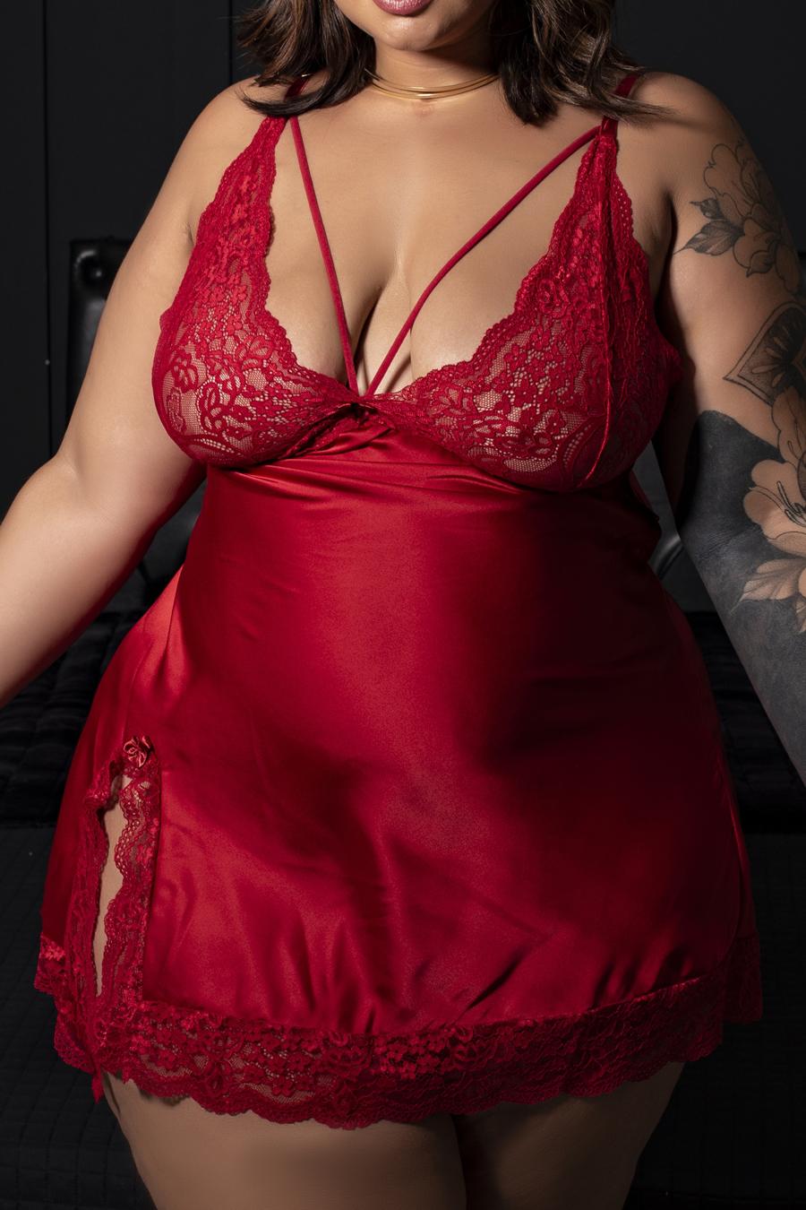 CAMISOLA PLUS SIZE CETIM E RENDA COM STRAPPY BRA NA FRENTE E NAS COSTAS