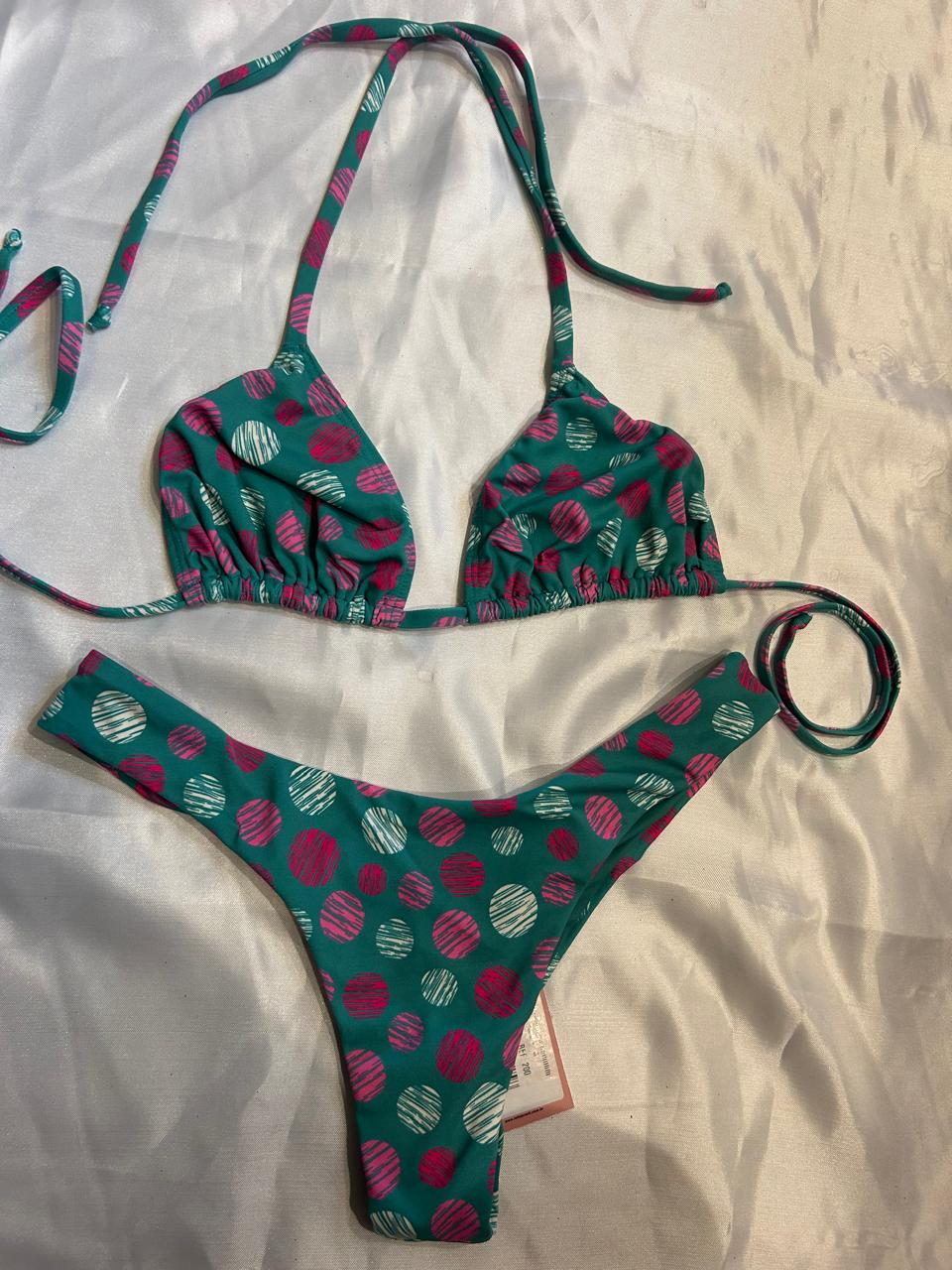 BIQUINI ASA DELTA EMPINA BUMBUM CORTININHA - LOLLA BRASIL - VERDE POP PINK