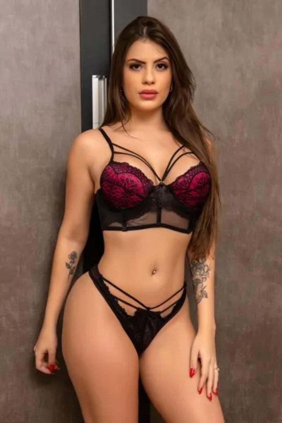 CROPPED SEXY VERMELHO E PRETO COM BOJO E CALCINHA SEXY