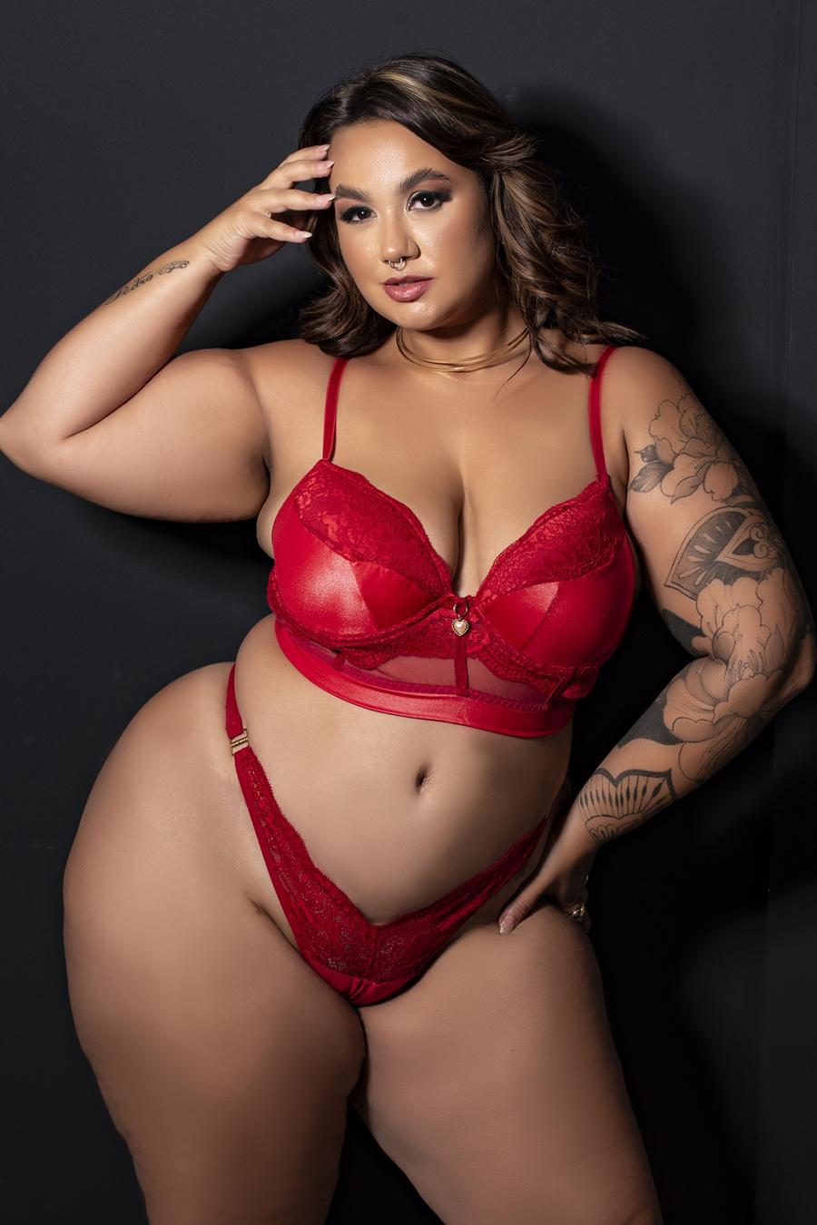 PLUS SIZE CONJUNTO PLUS SIZE SENSUAL DE CIRRE COM BOJO
