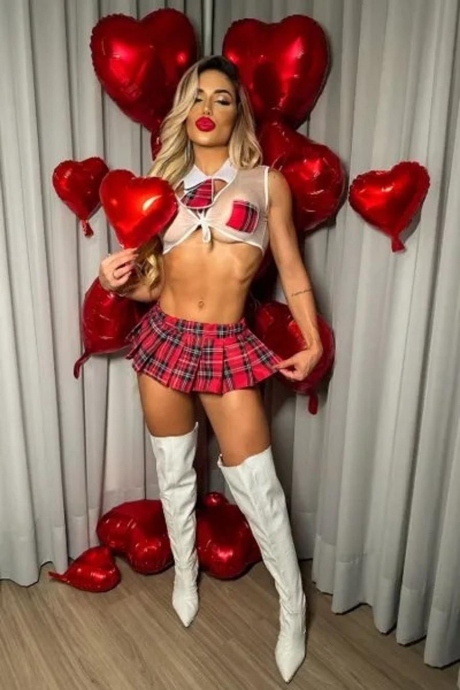 FANTASIA ERÓTICA COLEGIAL SEXY