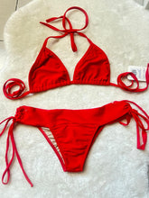 BIQUINI CORTININHA COM CALCINHA EMPINA BUMBUM DE AMARRAR - HER E DRYKA - VERMELHO