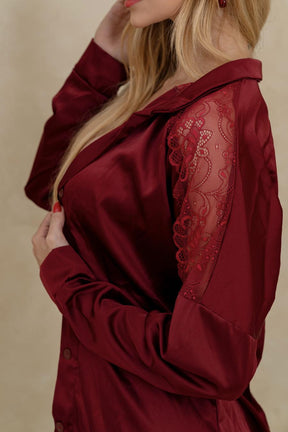 CHEMISE EM CETIM COM RECORTES EM RENDA