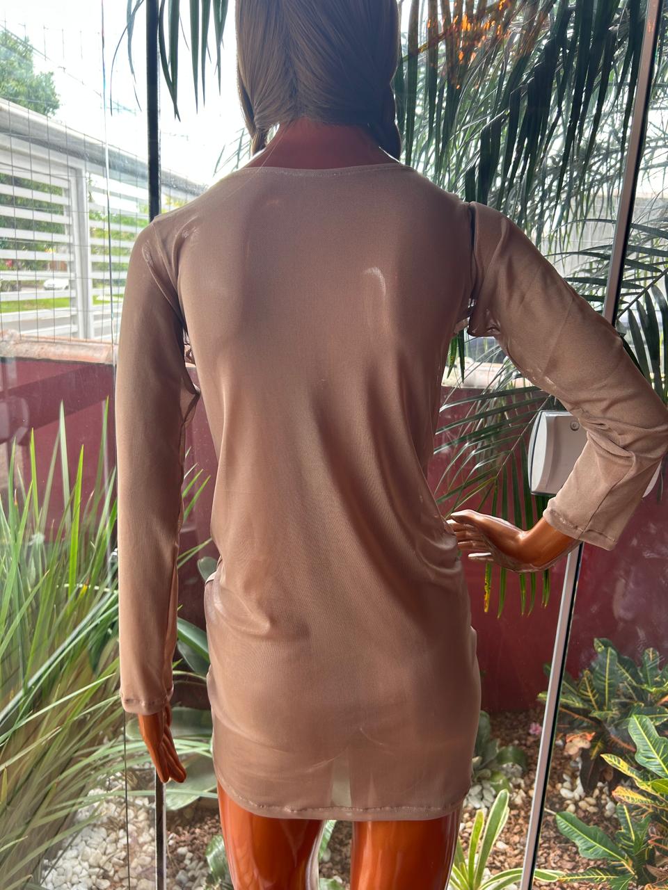 SAÍDA DE PRAIA EM TULE JURERÊ - DOS PÉS À CABEÇA - NUDE