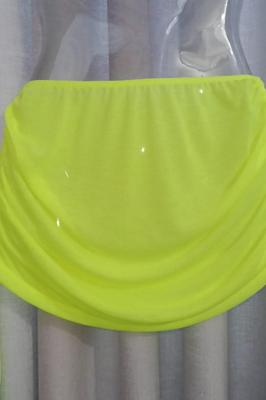 SAÍDA DE PRAIA TECIDO LISO COM AMARRAÇÃO LATERAL - HER E DRYKA