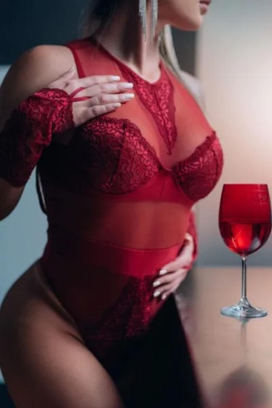 BODY SEXY VERMELHO COM PEROLA ESTILO CALCINHA TAILANDESA NAS COSTAS