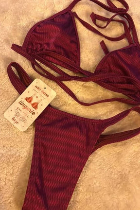 BIQUINI DE FITA VINHO