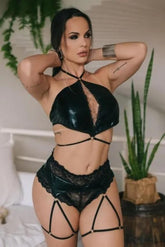 FANTASIA EROTICA SENSUAL CHAMA SELVAGEM TOP E CALCINHA COM LIGAS