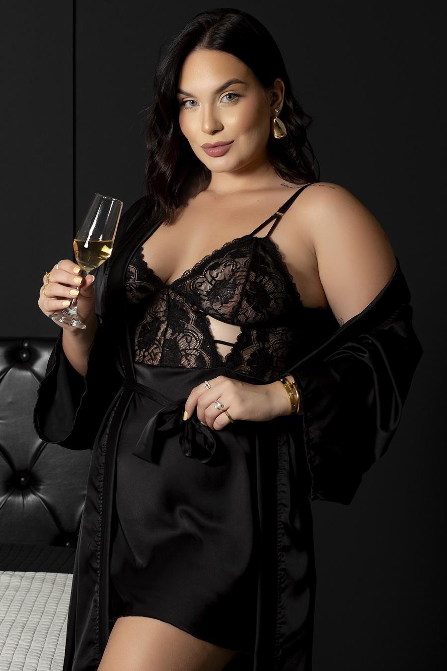 CAMISOLA DE RENDA E CETIM COM CALCINHA SENSUAL