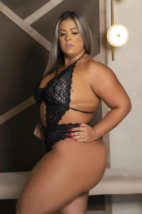 FANTASIA EROTICA PLUS SIZE MASSAGISTA KIM BODY SEXY COM PEROLAS ESTILO CALCINHA TAILANDESA