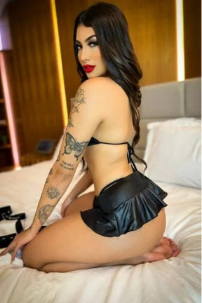 POLICIAL GATA ACOMPANHA TOP SAIA E CALCINHA