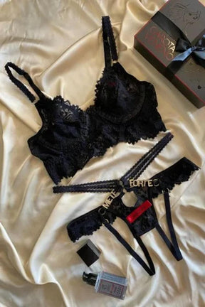 CONJUNTO CROPPED SEM BOJO E CALCINHA SEXY COM FRASE "METE FORTE"