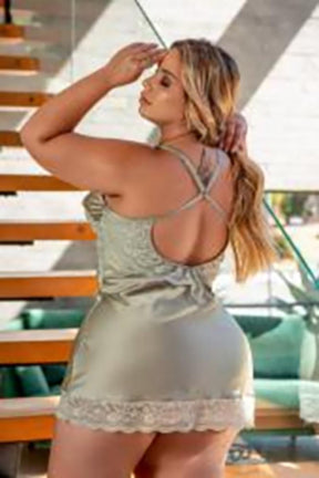 CAMISOLA EM CETIM COM RECORTES EM RENDA