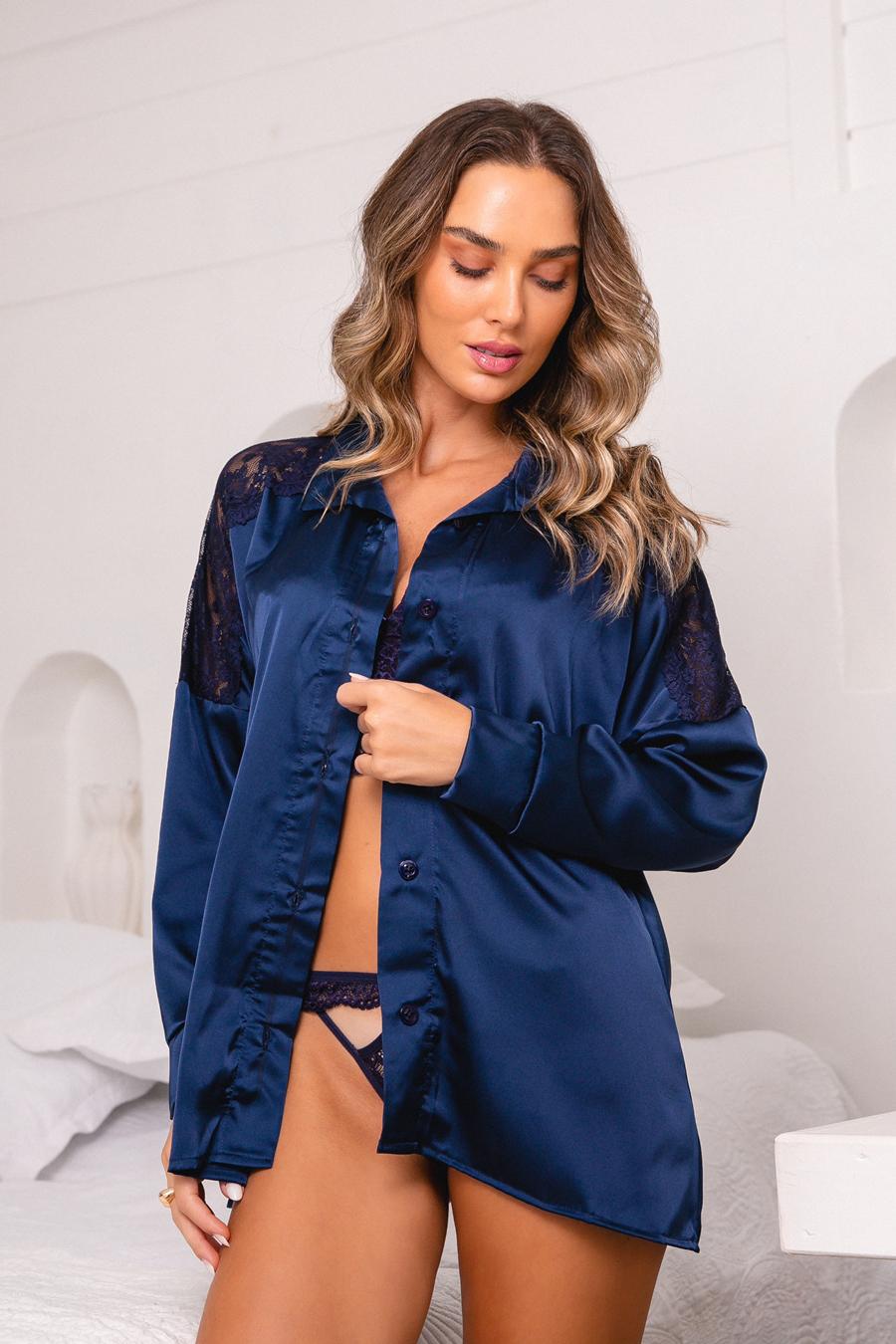 CHEMISE EM CETIM COM RECORTES EM RENDA